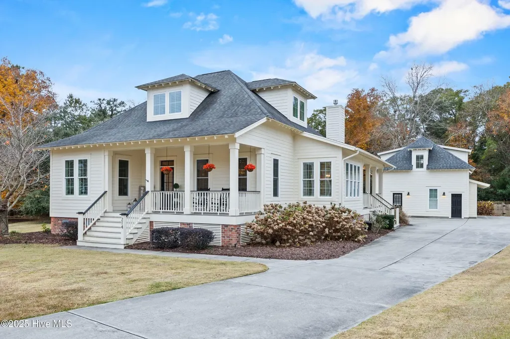 214 Salt Marsh Lane Hampstead NC 28443