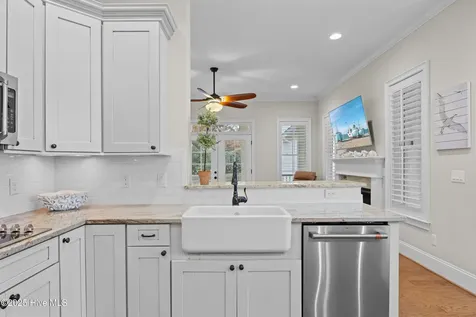 214 Salt Marsh Lane Hampstead NC 28443