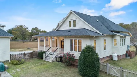 214 Salt Marsh Lane Hampstead NC 28443