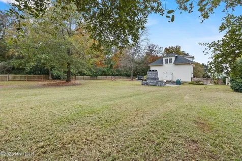 214 Salt Marsh Lane Hampstead NC 28443