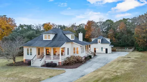 214 Salt Marsh Lane Hampstead NC 28443