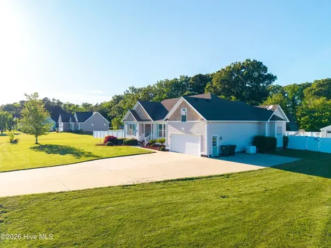 121 New Colony Drive Moyock NC 27958