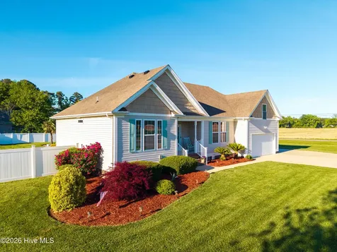 121 New Colony Drive Moyock NC 27958