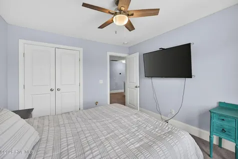 163 NE 2nd Street Oak Island NC 28465