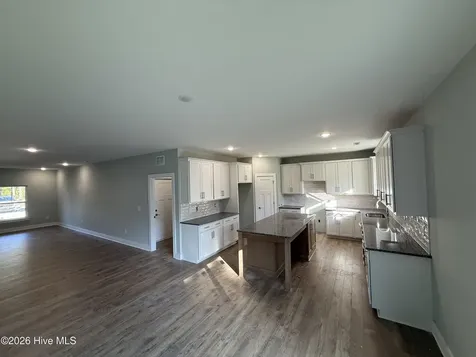 186 Cherry Road Southport NC 28461