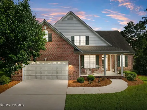 1106 Lakebreeze Court Leland NC 28451