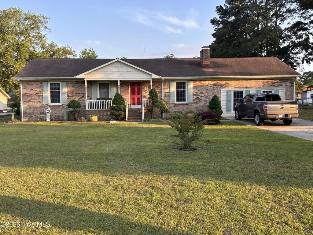 2485 Pine Knoll Drive Kinston NC 28504