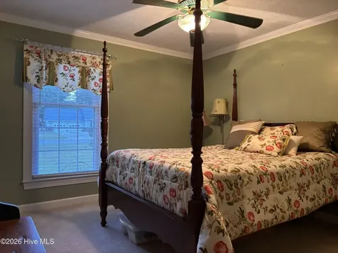 2485 Pine Knoll Drive Kinston NC 28504