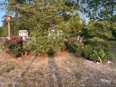 2485 Pine Knoll Drive Kinston NC 28504