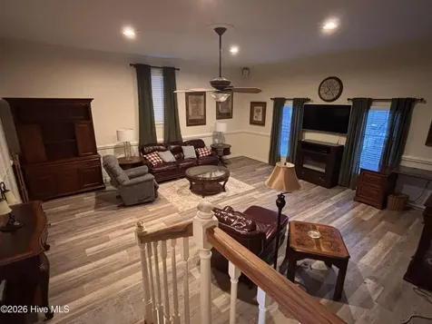 2485 Pine Knoll Drive Kinston NC 28504