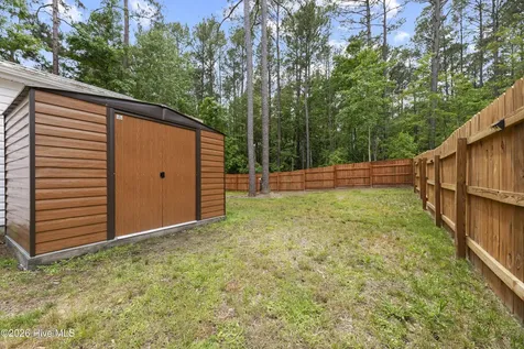 629 Walnut Drive Jacksonville NC 28540