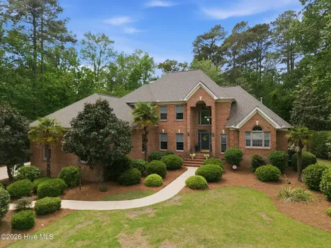 104 York Court Chocowinity NC 27817