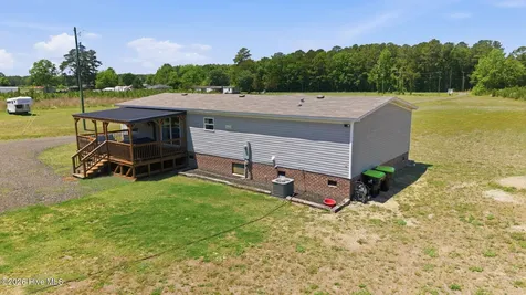 2948 Old New Bern Road Chocowinity NC 27817