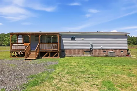 2948 Old New Bern Road Chocowinity NC 27817