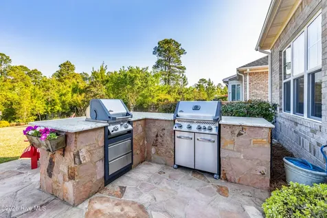 8469 Oak Abbey Trail NE Leland NC 28451