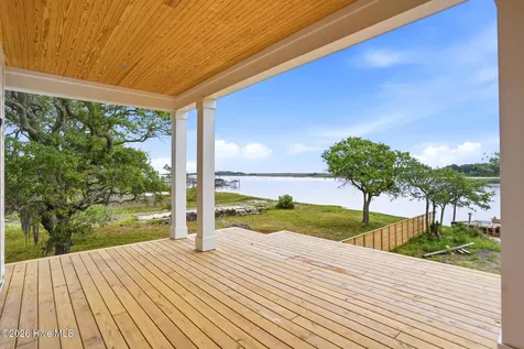 1132 S Seabreeze Road Wilmington NC 28409