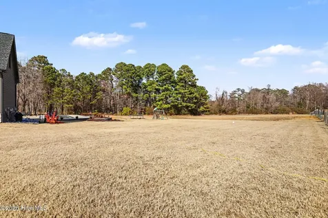 7839 Raleigh Road Benson NC 27504