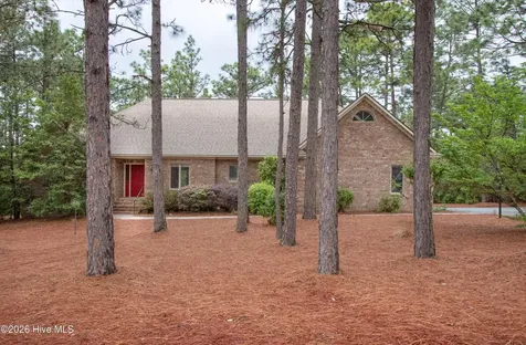 2 Interlachon Drive Pinehurst NC 28374