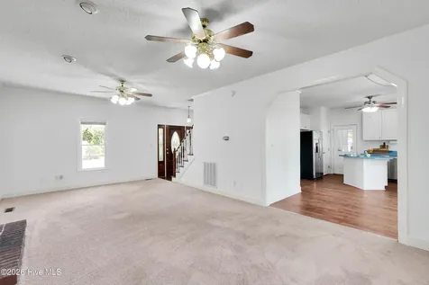 4927 Woodcrest Drive Castle Hayne NC 28429