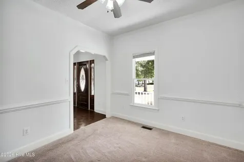 4927 Woodcrest Drive Castle Hayne NC 28429
