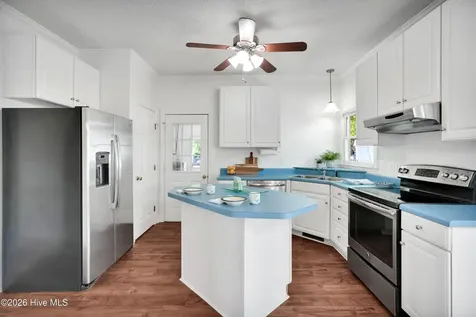 4927 Woodcrest Drive Castle Hayne NC 28429