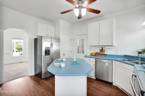 4927 Woodcrest Drive Castle Hayne NC 28429