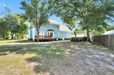 4927 Woodcrest Drive Castle Hayne NC 28429