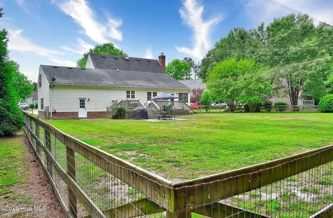 132 South Street Moyock NC 27958