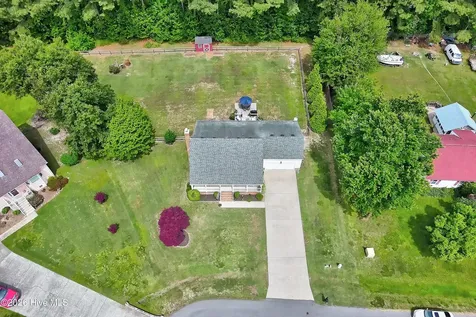 132 South Street Moyock NC 27958