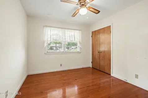 406 Connies Circle Goldsboro NC 27530