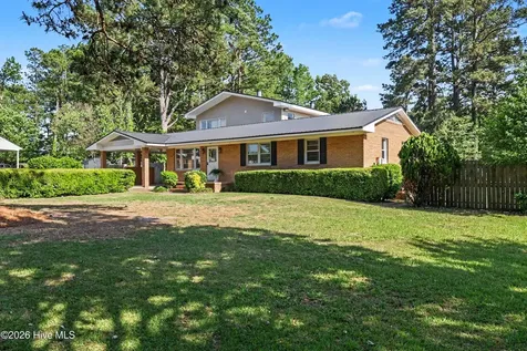 406 Connies Circle Goldsboro NC 27530