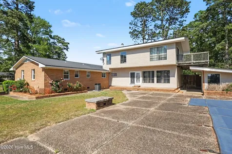 406 Connies Circle Goldsboro NC 27530