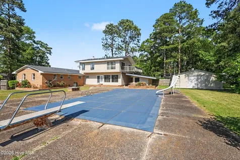406 Connies Circle Goldsboro NC 27530