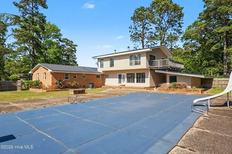 406 Connies Circle Goldsboro NC 27530