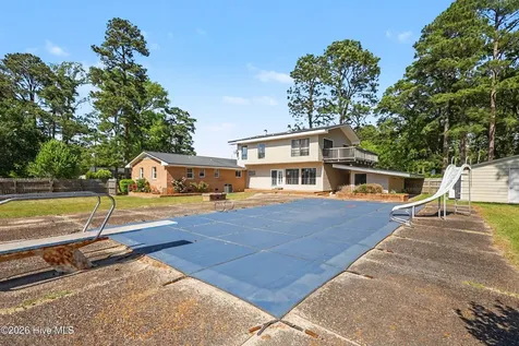 406 Connies Circle Goldsboro NC 27530