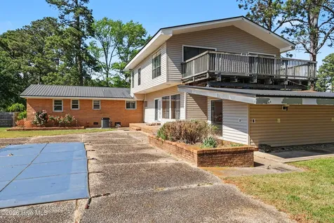 406 Connies Circle Goldsboro NC 27530