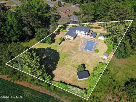 406 Connies Circle Goldsboro NC 27530