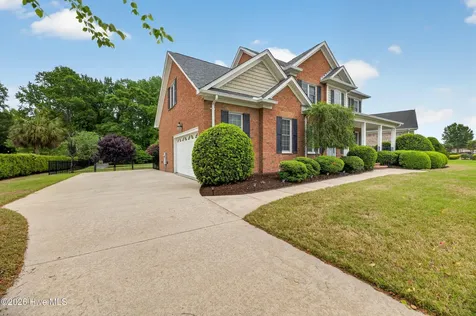4108 Countrydown Drive Greenville NC 27834