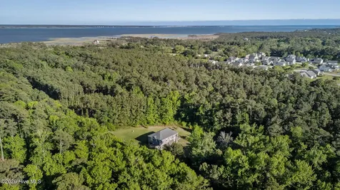 125 Neptune Lane Beaufort NC 28516