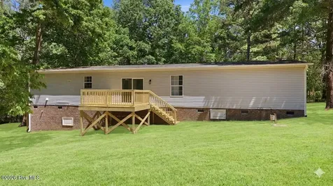 5249 Highpoint Drive Nashville NC 27856