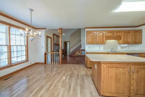 140 Spring Creek Lane Wilmington NC 28411
