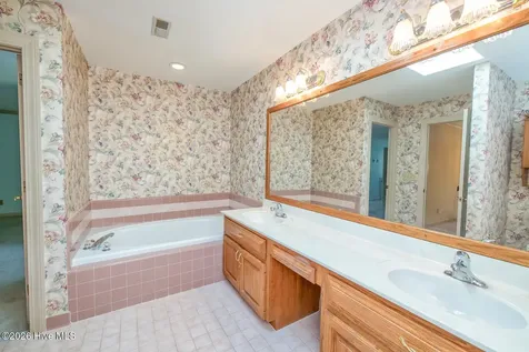 140 Spring Creek Lane Wilmington NC 28411