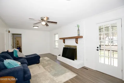 901 Glendale Drive Aberdeen NC 28315