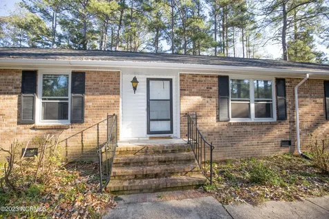 901 Glendale Drive Aberdeen NC 28315