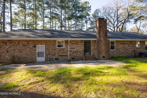 901 Glendale Drive Aberdeen NC 28315