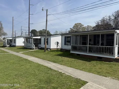 213/215 E Albemarle Street Edenton NC 27932