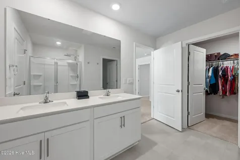 1027 Minnette Circle New Bern NC 28562