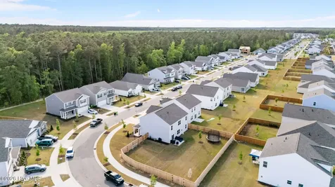 1027 Minnette Circle New Bern NC 28562