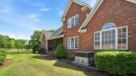 2025 Cornerstone Drive Winterville NC 28590