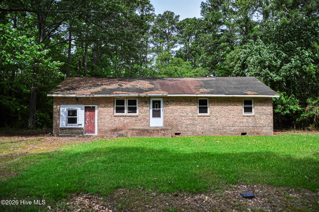 183 Sand Hills Road Camden NC 27921